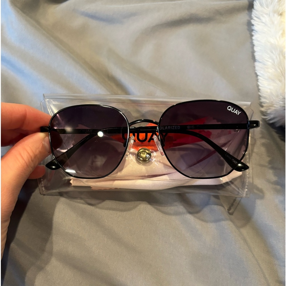 QUAY BIG TIME SUNGLASSES